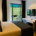 Axu Airport 5* Arnavutkoy