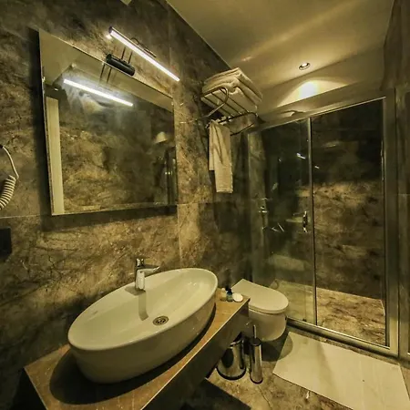 Axu Airport 4* Arnavutkoy